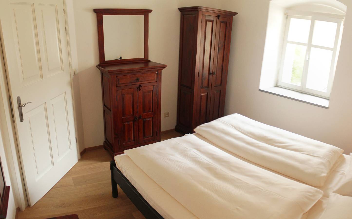 Apartamento entero, Apartamento 'Weinstraße' con zona de estar en el patio y wifi in Volkach, Región Viticola de Franconia