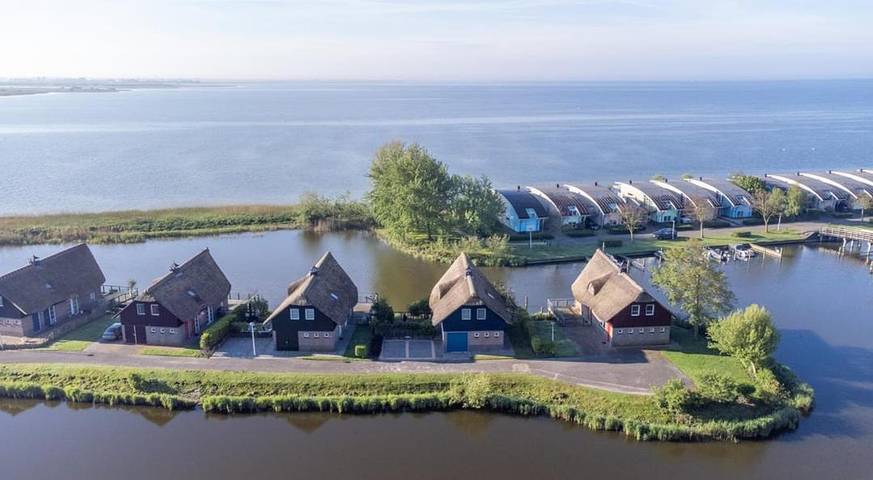 Ferienhaus für 8 Personen, mit Balkon und Terrasse sowie Garten und Sauna in Friesland - 3