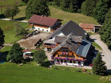 Bauernhaus für 4 Personen, mit Garten und Balkon, kinderfreundlich in Ramsau am Dachstein