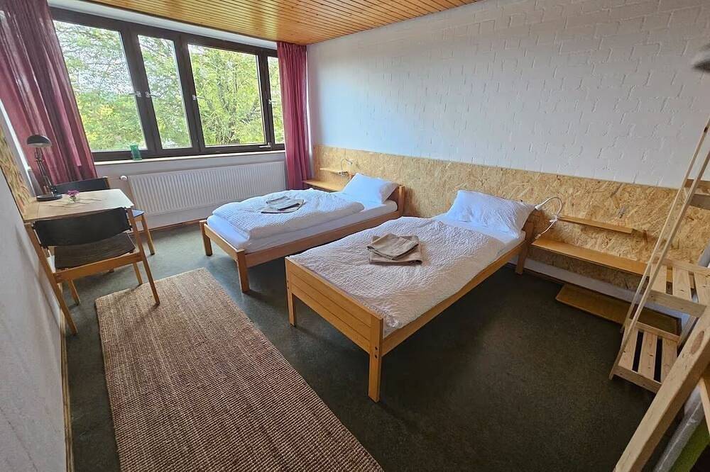 Ganze Wohnung, Doppelzimmer für 2 Gäste mit 15m² in Gomadingen (297582) in Gomadingen, Neckar-Alb
