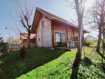 Gîte pour 6 personnes, avec terrasse et jardin à Géraudot