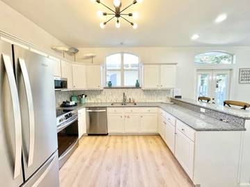 Vacation House for 12 Guests in Miramar Beach, Emerald Coast, Picture 1