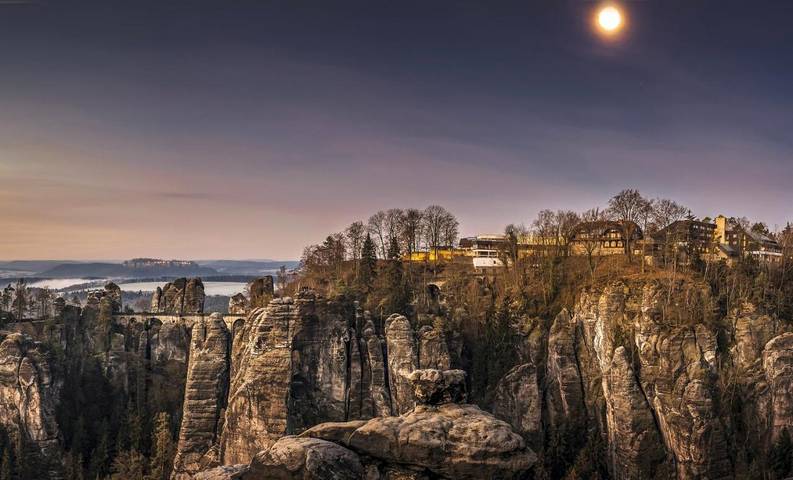 Hotel für 4 Personen, mit Terrasse und Sauna sowie Ausblick