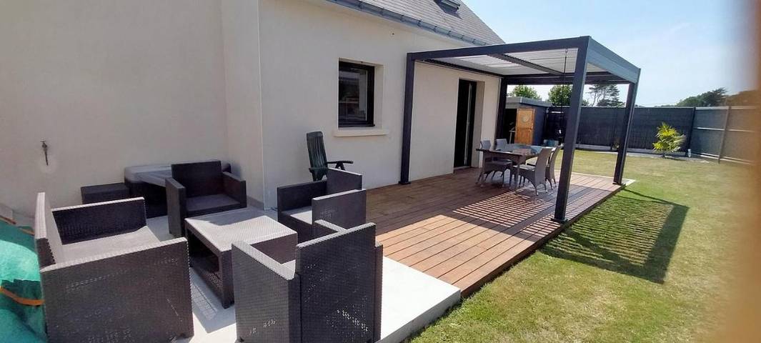 Location de vacances pour 6 personnes, avec terrasse dans Plage de la Mine d'Or - 4