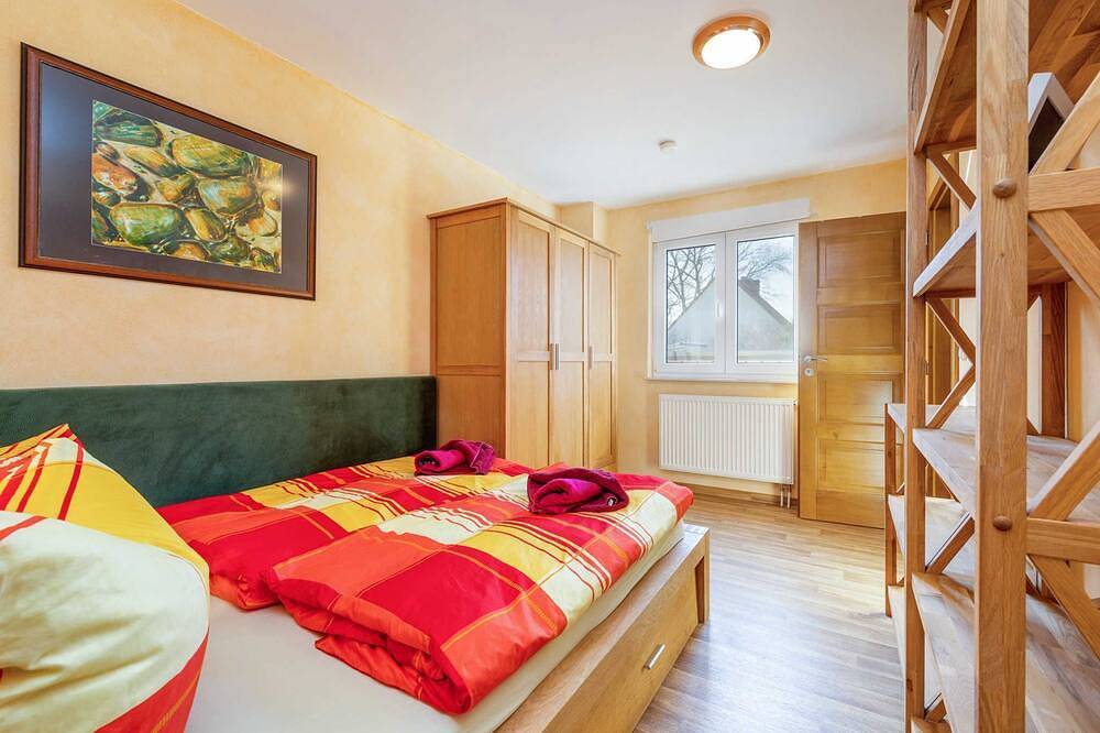 Ganze Wohnung, Ferienwohnung Lotse - Ferienwohnung. in Schaprode, Rügen