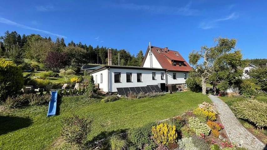 Gîte pour 4 personnes, avec terrasse à Klingenthal
