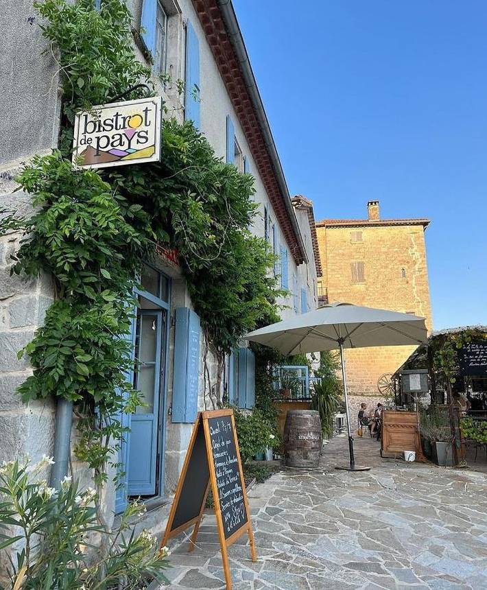 Hôtel pour 8 personnes, avec jardin et vue à Ribes - 4