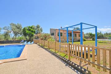 Holiday home in Ariany, Majorca Center für 6 