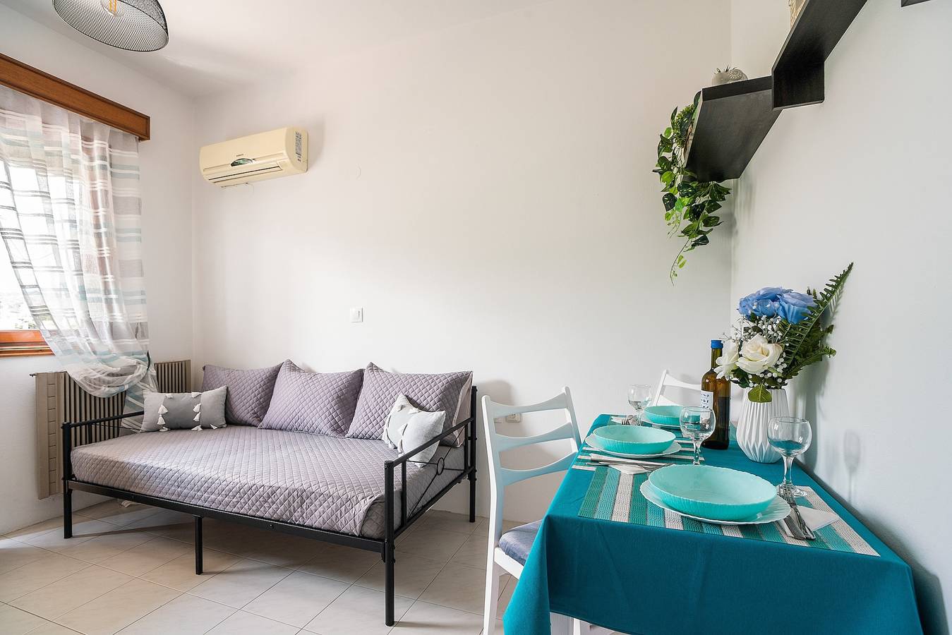 Vakantiehuis "La Christine" met zeezicht, 2 balkons & Wi-Fi, foto 7