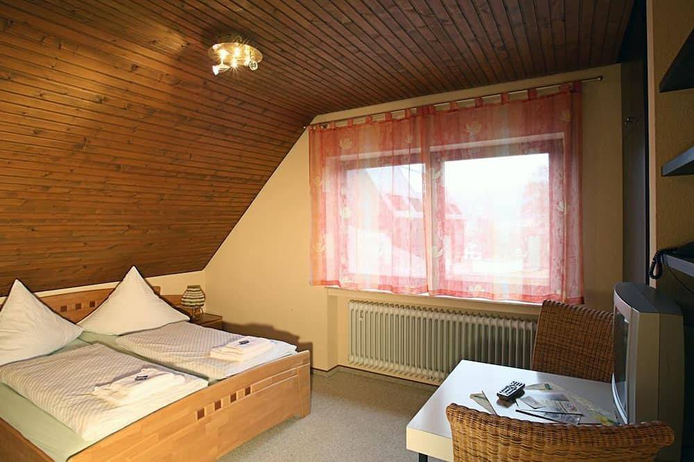 Dz Dusche/Wc ,Standard - Hotel-Café-Restaurant Steuer in Allenbach, Hunsrück