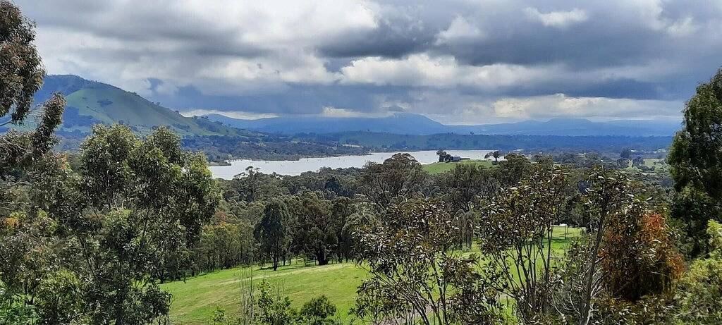 Mansfield Colonial Cabin with Stunning Views in Mansfield (Victoria), Shire of Mansfield