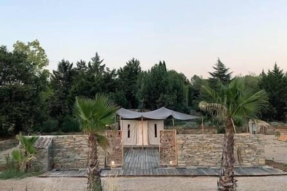 Romantic Eco-Lodge \"Spirit Of Bali\" - Verdon Gorges, France, Lodge Spirit Of Bali in AOC Saint-Julien, Región Brignoles