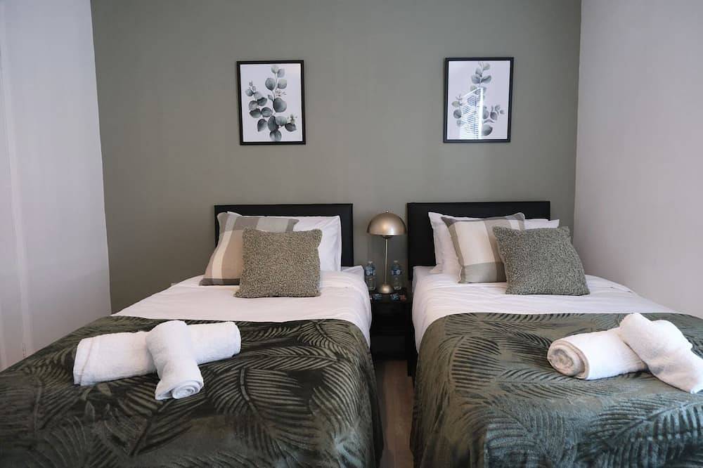 Relaxing 4Br perfect for Long and Short Stay in Aylesbury, Buckinghamshire