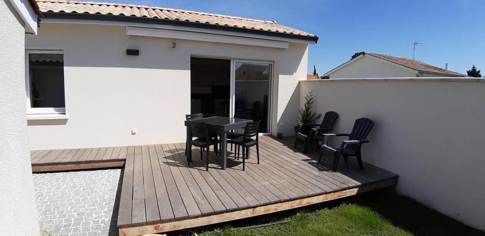 Gîte pour 4 personnes, avec jardin à Saint-Médard-en-Jalles - 2