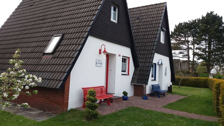 Ferienhaus für 4 Personen, mit Garten in Wittmund - 2