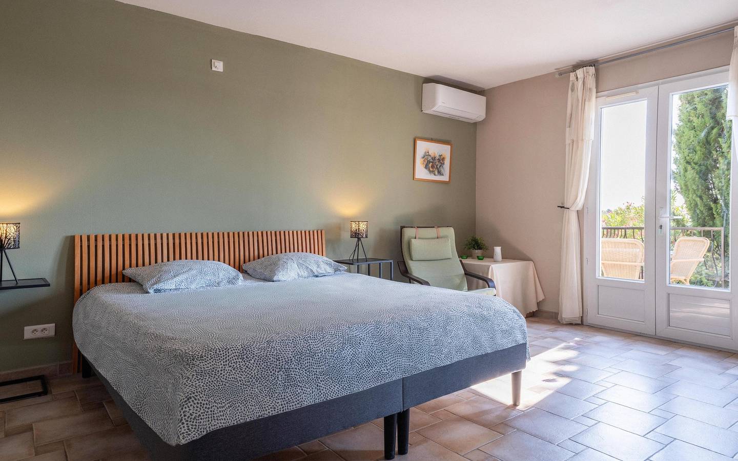 Villa La Fontaine in Villespassans, Côte méditerranéenne (France)