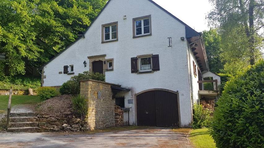 Location de vacances pour 8 personnes, avec jardin et vue à Chiny - 4