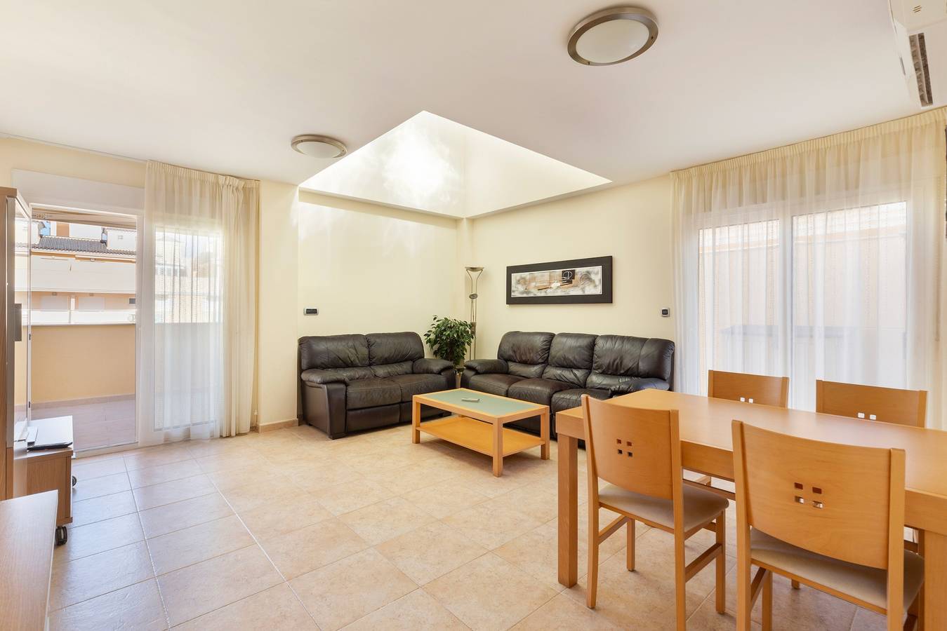 Beachfront Penthouse with Wi-fi & Pool in Tomas Maestre Marina (La Manga), San Javier