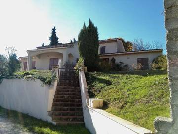 Gîte pour 2 personnes, avec terrasse et jardin, animaux acceptés à Buisson