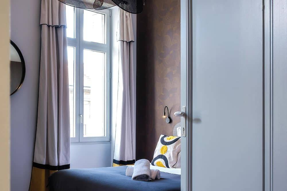 Gilda Room with private balcony in Bordeaux, Bordeaux und Umgebung