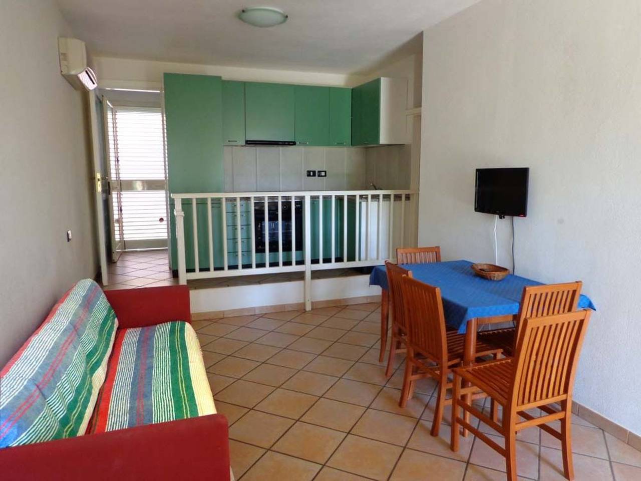 Ganze Wohnung, Trilokal 9 in Villasimius, Cagliari Provinz
