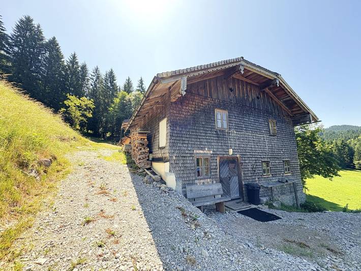 Ferienhaus für 9 Personen, mit Terrasse und Garten - 1