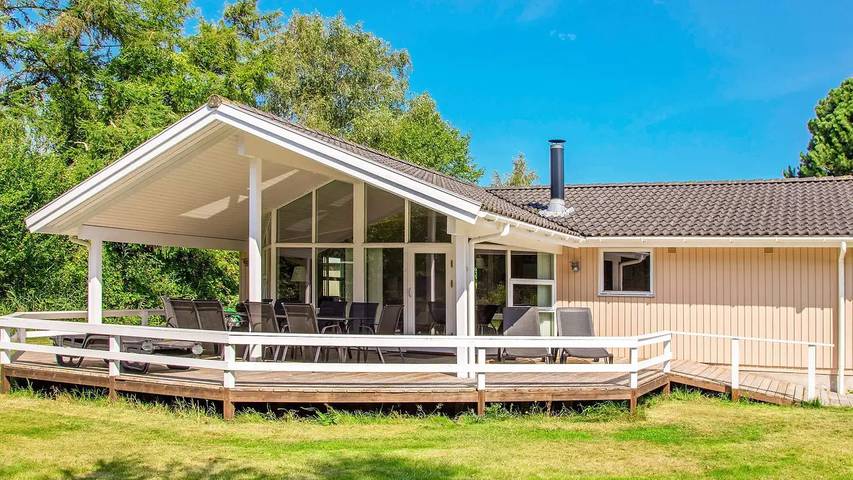 Ferienhaus für 11 Personen, mit Whirlpool und Terrasse, mit Haustier in Marielyst