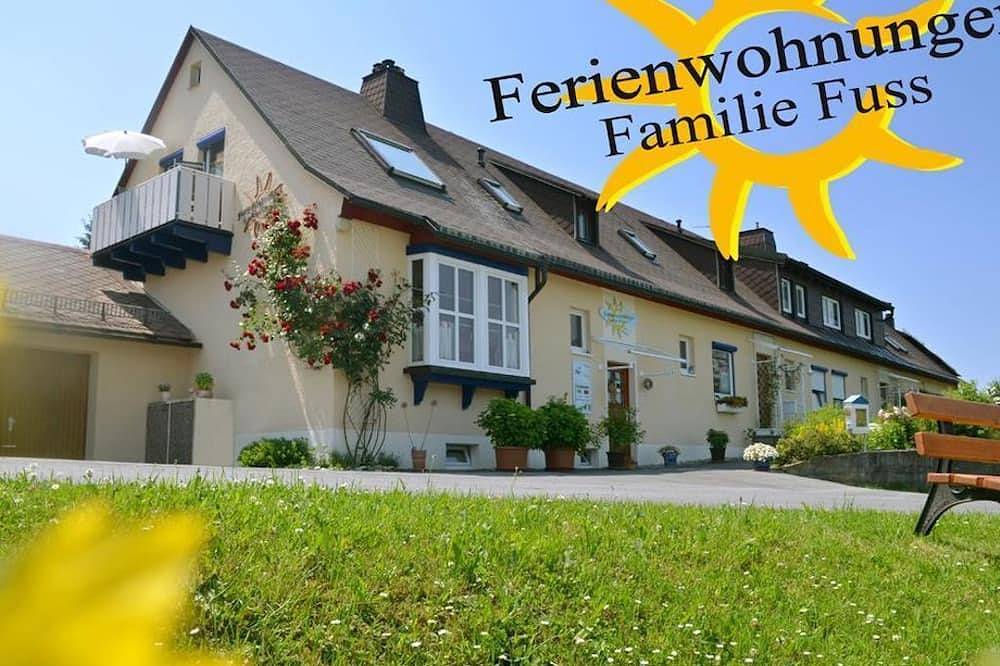 Ganze Wohnung, Ferienwohnung 6 Og, Studio, 1-2 Pers. 45 m2 - Ferienwohnungen Familie Fuss in Ochsenkopf, Bischofsgrün