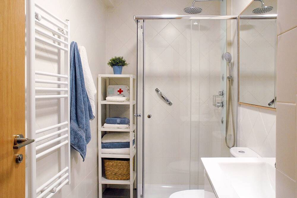 Entire apartment, Elegant fit. p/4 in Burgos Cathedral w/ Wifi in Burgos, Burgos Province