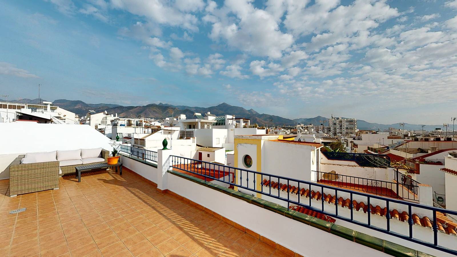 5 Bedroom-Privatepool-Balcony-Sea View-Nerja in Nerja Centre, Nerja