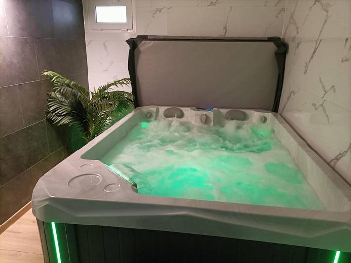 Appartement de vacances pour 2 personnes, avec terrasse et jacuzzi