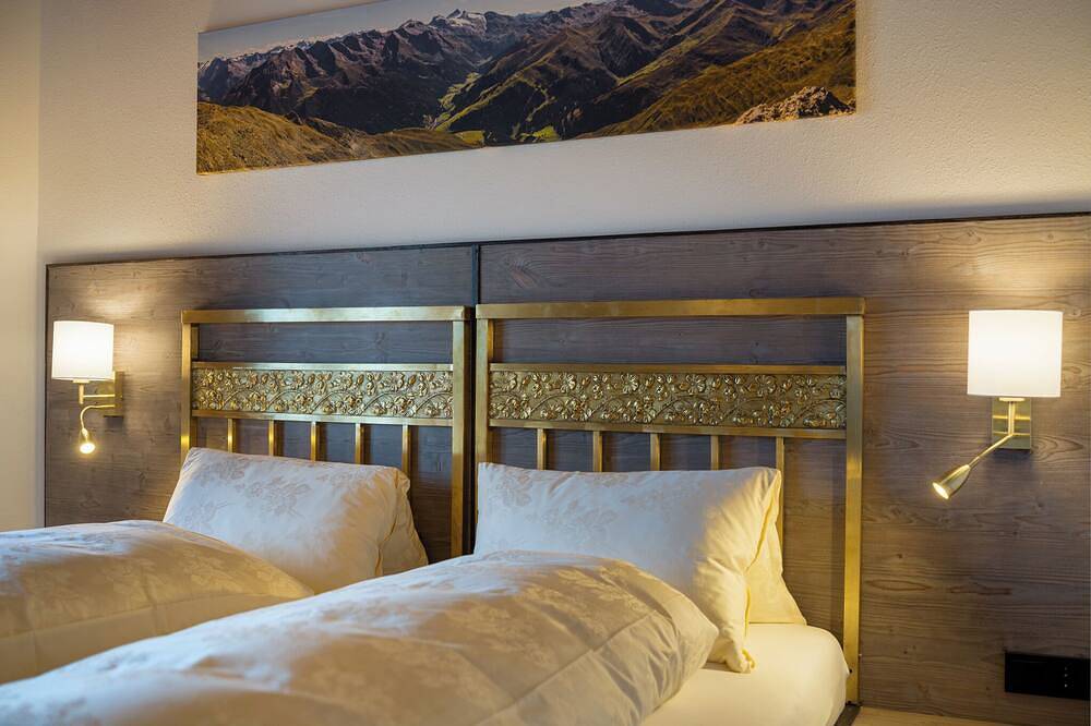 Ganze Wohnung, Ferienwohnung 'Bennis Dahuam' am Schwendberg/Hippach mit Top Panorama in Tuxer Alpen, Hippach