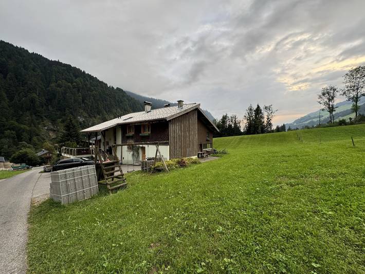 Ferienwohnung für 5 Personen, mit Terrasse und Whirlpool sowie Garten und Sauna in Sonntag
