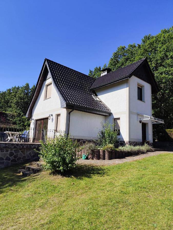 Ferienhaus für 4 Personen, mit Terrasse und Garten sowie Seeblick und Ausblick in Godendorf