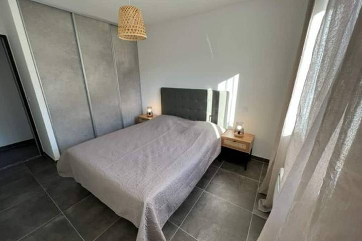 Location de vacances pour 6 personnes, avec terrasse et jardin à Châteauneuf-de-Gadagne - 3