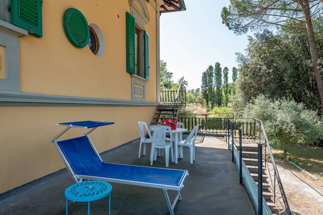 Holiday Home 'Ruben' with Shared Pool, Private Terrace and Wi-Fi in Fucecchio, Florence Province