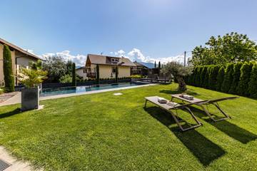 Ferienhaus für 8 Personen in Eppan an der Weinstraße, Nonsberggruppe, Bild 2