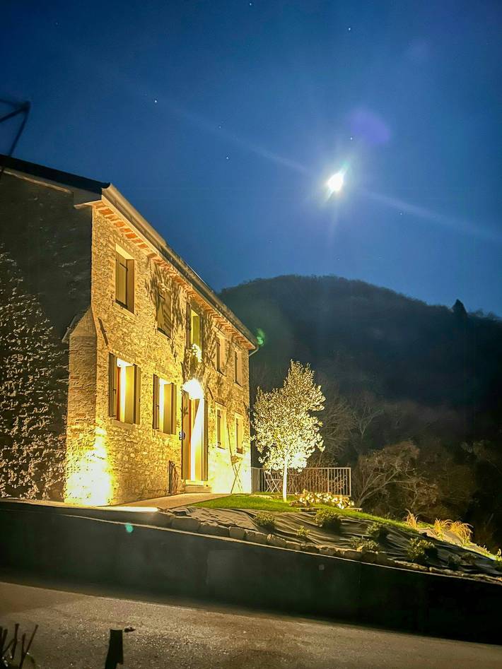 Stone house among the vineyards of Valdobbiadene in Valdobbiadene, Carnic Prealps