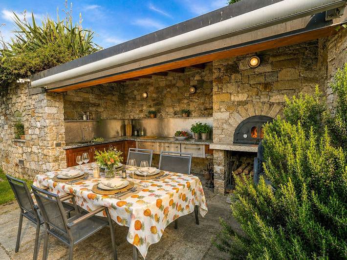 Gîte pour 4 personnes, avec Terrasse ainsi que Jardin et Vue sur le lac à Vercana - 2