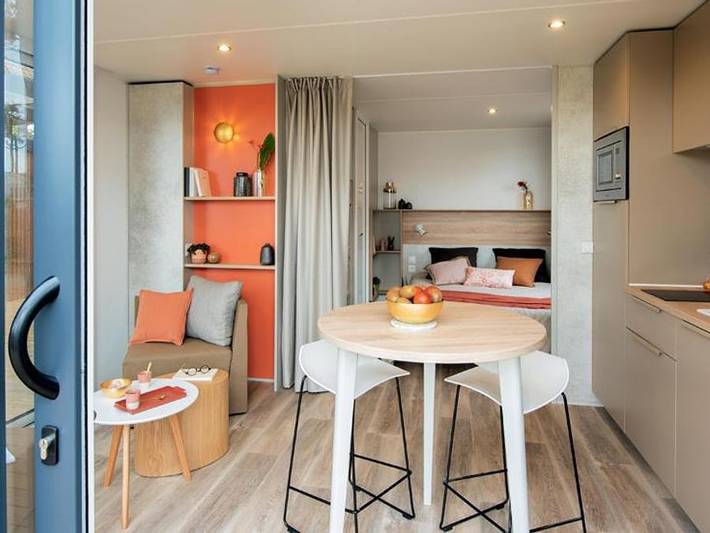 Camping Domaine Les Mûriers - Mobilhome 2 personas - Cottage Vip 1 Dormitorio in Plages des Cabanes de Fleury, Vendres