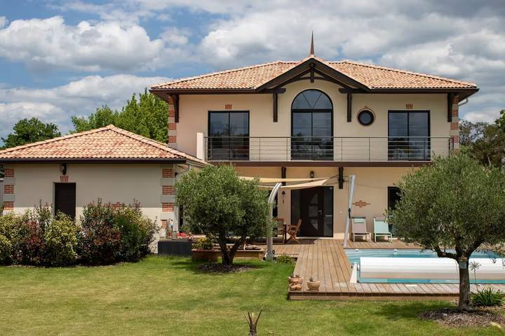 Location de vacances pour 2 personnes, avec balcon et jardin dans Lac de Biscarrosse - 3