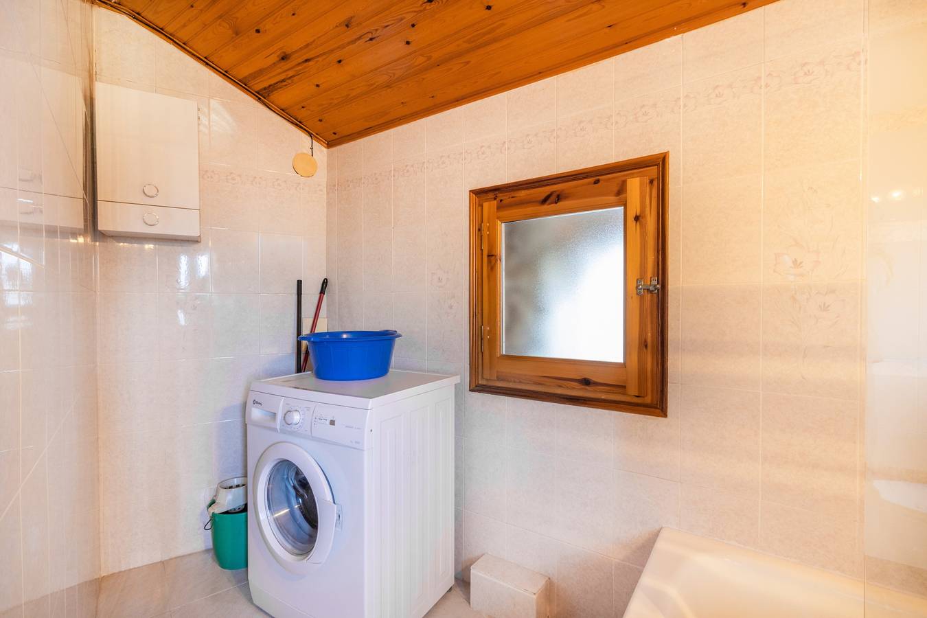 Appartement 'El Case' met bergzicht en privétuin, foto 11