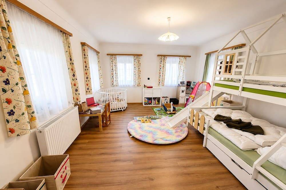 Stilvolles Chalet mit Familienkomfort & modernem Wohlfühlambiente in Sankt Johann im Saggautal, Steirerland