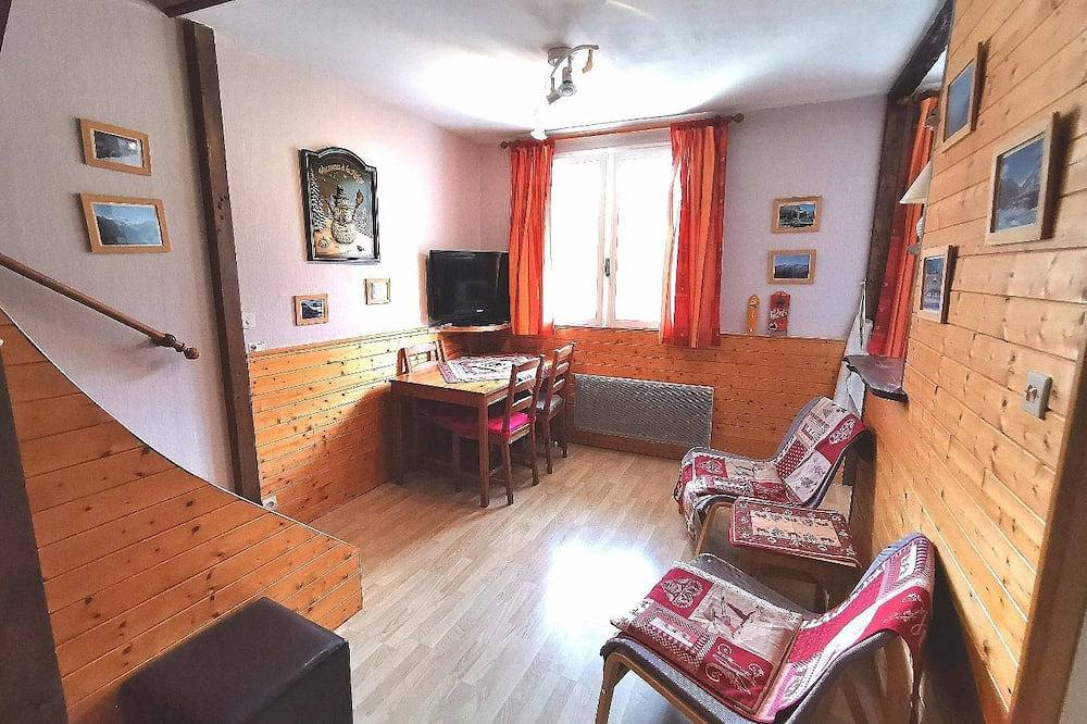 Ganze Wohnung, Apartment T2, Mountain View, center, ski, cures, close to cable cars and thermal baths in Luchon-Superbagnères, Bagnères-de-Luchon