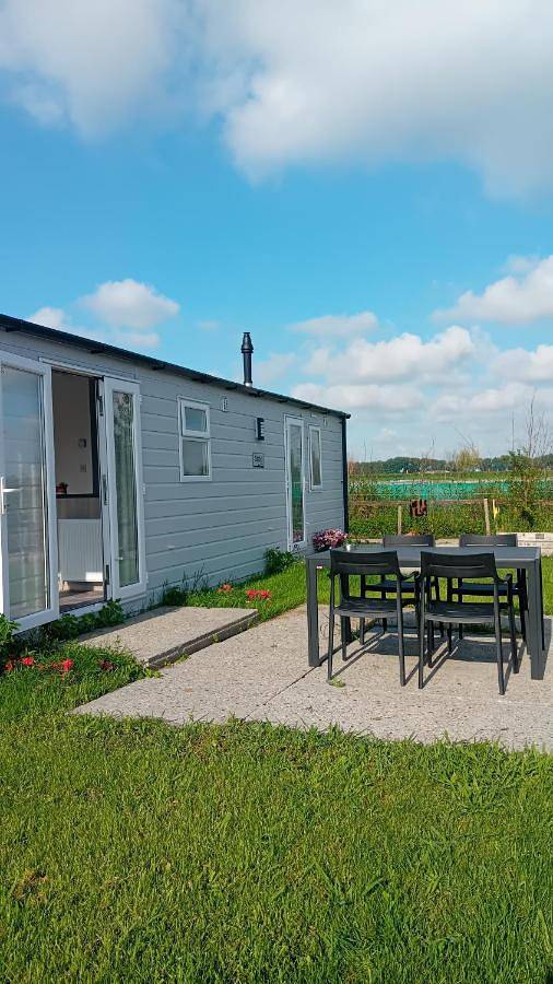 Gîte pour 4 personnes, avec jardin ainsi que terrasse et vue dans Hem