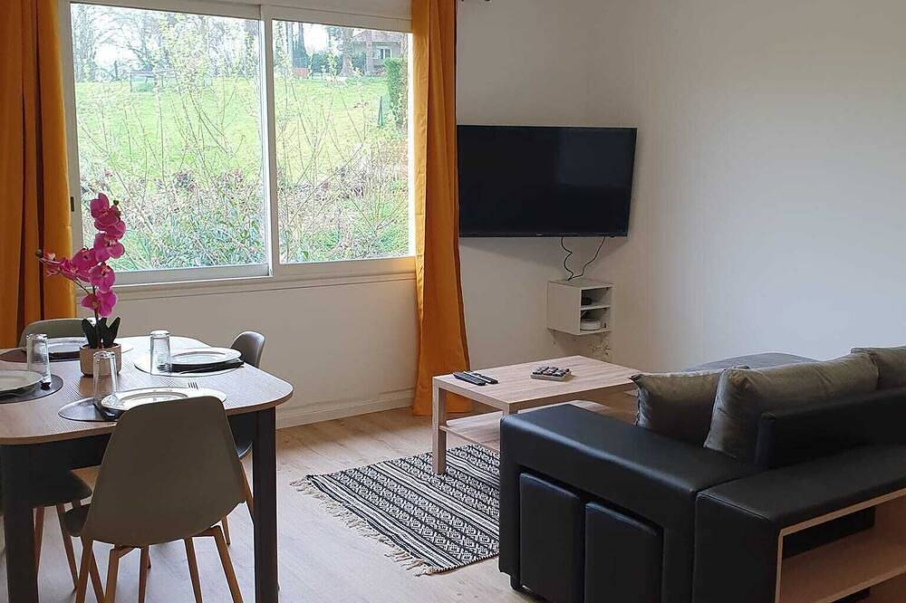 Entire apartment, Gîte Clapec, Appartement Lumineux à 2 pas de la Plage et de Dieppe! in Hautot-sur-Mer, Dieppe region
