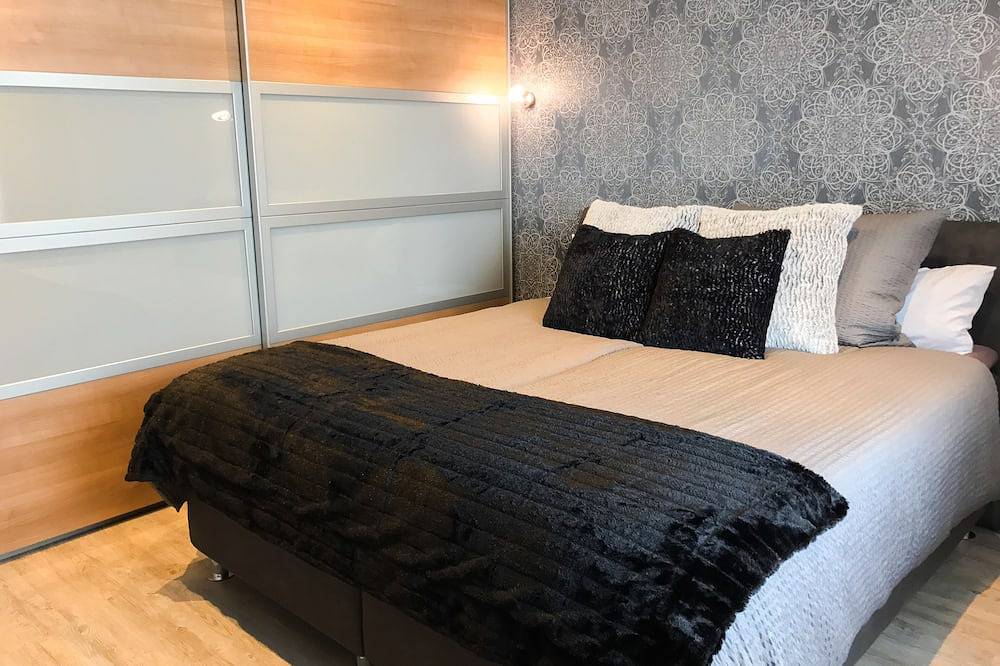 Ganze Wohnung, Schöne, neue Ferienwohnung am Rhein und mit Südbalkon in Bingen am Rhein, Landkreis Mainz-Bingen
