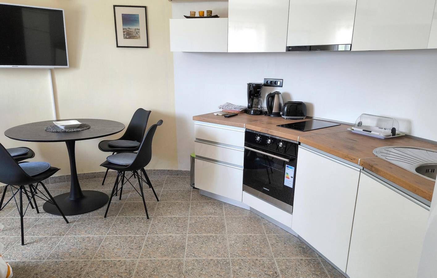 Gemütliche Ferienwohnung mit Terrasse und Parkplatz in der Nähe eines Bistros in Žminj in Žminj, Zentralistrien