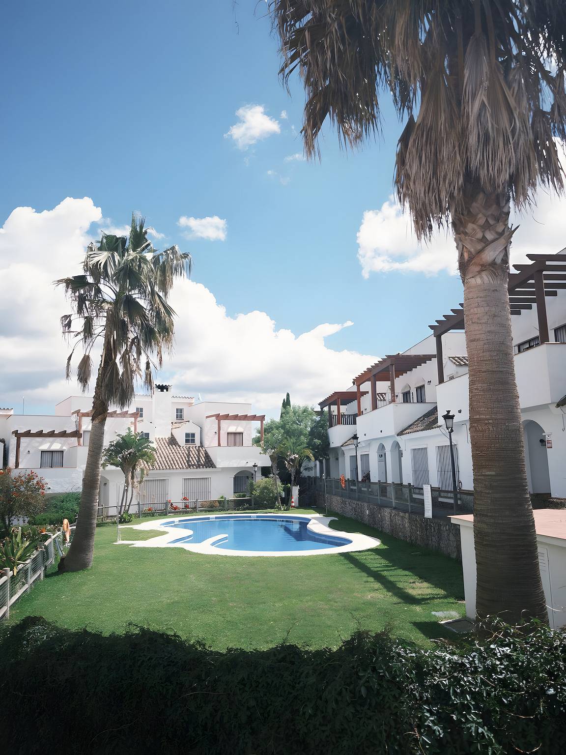 Casa de vacaciones 'Las Lagunetas' con vistas a la montaña, piscina compartida y terraza privada in Wakana, Benalup-Casas Viejas
