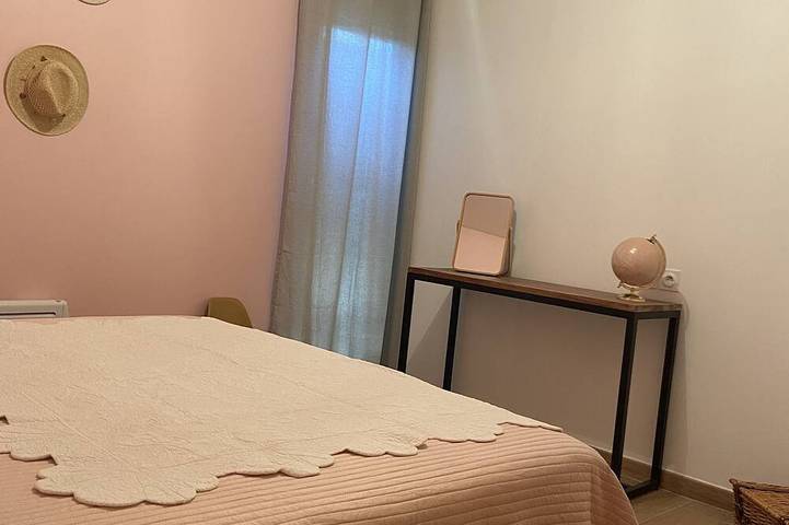 Renovated farmhouse between Alpilles and Camargue in Tarascon, Arles und Umgebung